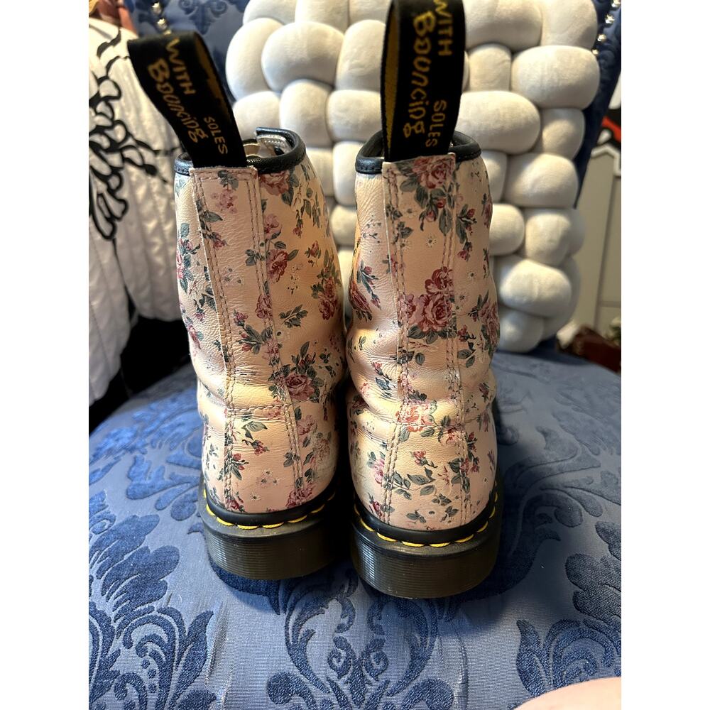 Dr Martens Vintage Cream Rose size 10/ EU 42 - Picture 7 of 8